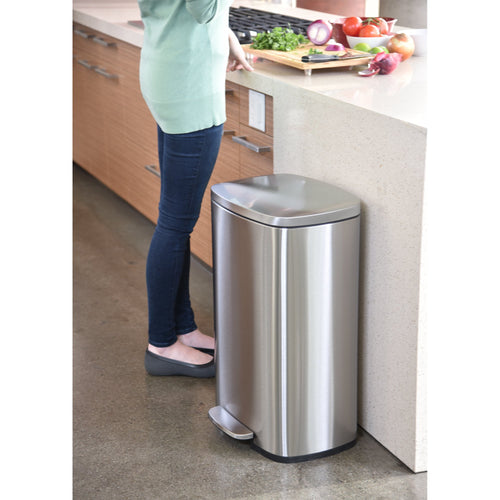 13.2 Gallon Stainless Steel Step Trash Can with Lid N31059