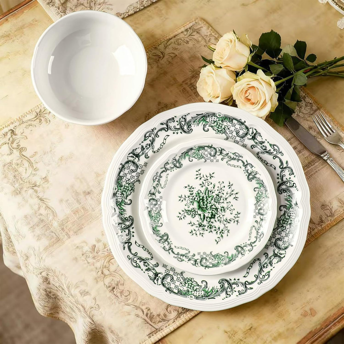 12-Piece Scalloped Edge Ceramic Dinnerware Set J53057